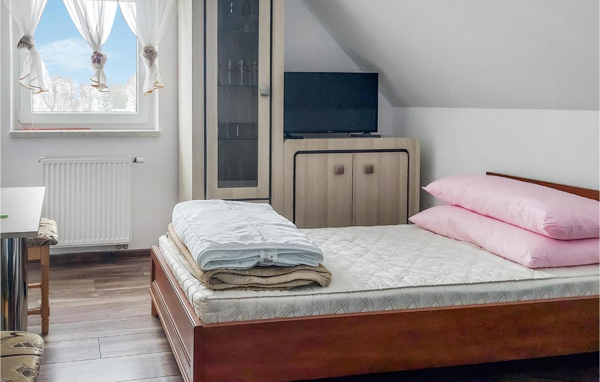 Beautiful Apartment In Moryn With Kitchen Eksteriør bilde