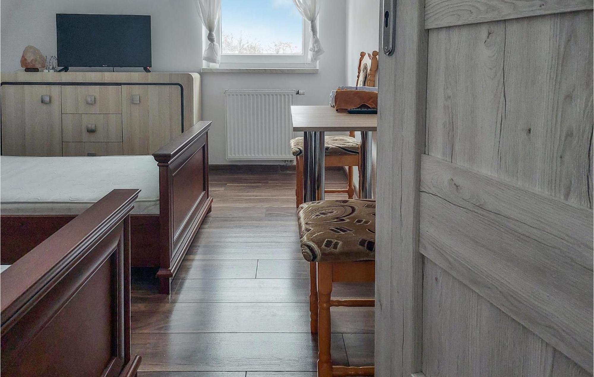 Beautiful Apartment In Moryn With Kitchen Eksteriør bilde